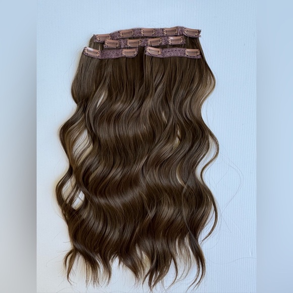 20 IN VOLUMIZING WEFT CLIP IN SET CHESTNUT BROWN CURLY WAVE  HAIR EXTENSIONS - Picture 1 of 7